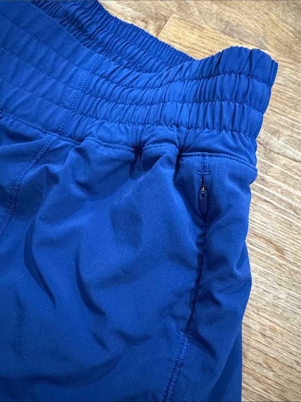 lululemon athletica Hotty Hot 2.5” Women's Athletic Shorts - Cobalt Blue - Picture 2 of 5